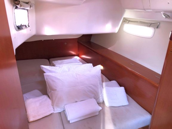 Image of Whisper yacht #18