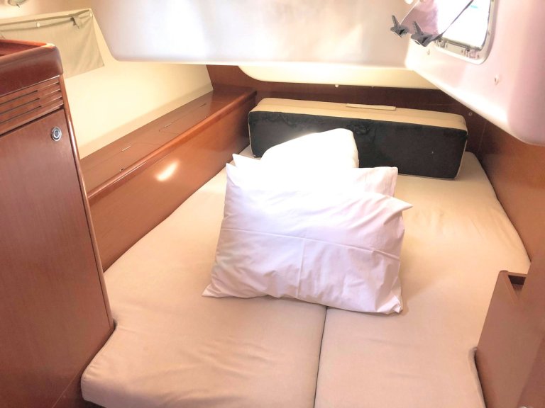 Image of Whisper yacht #17