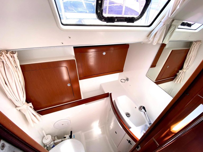 Image of Whisper yacht #20