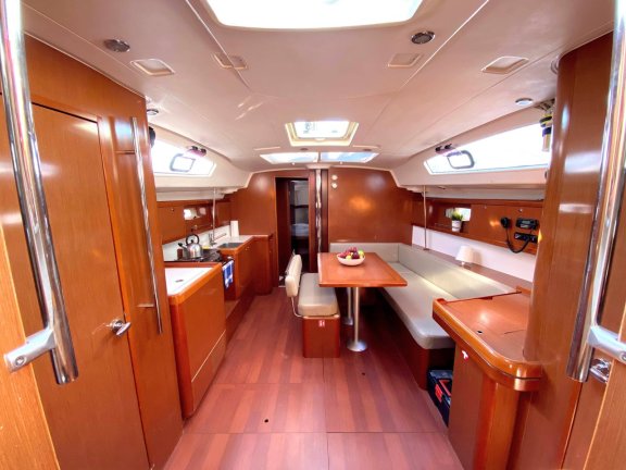 Image of Serenity yacht #11