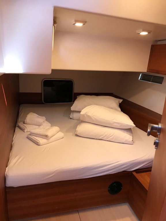 Image of Athene yacht #11