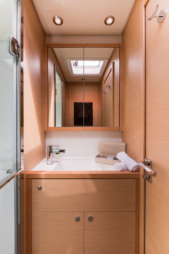 Image of Opal yacht #26