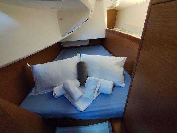 Image of LARK yacht #9