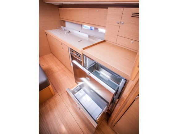 Image of Lisabet yacht #10