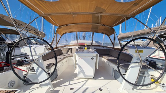 Image of LUNA yacht #3