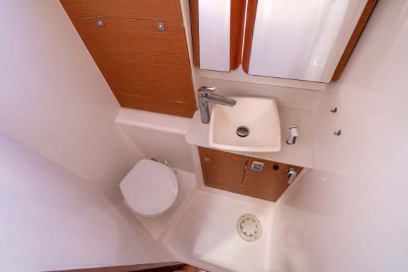 Image of DOTTEREL yacht #13