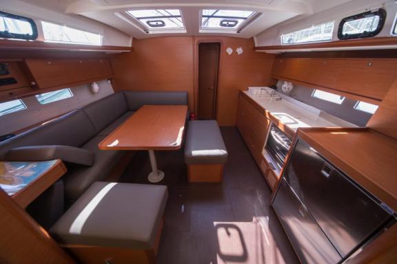 Image of LIPSI yacht #16