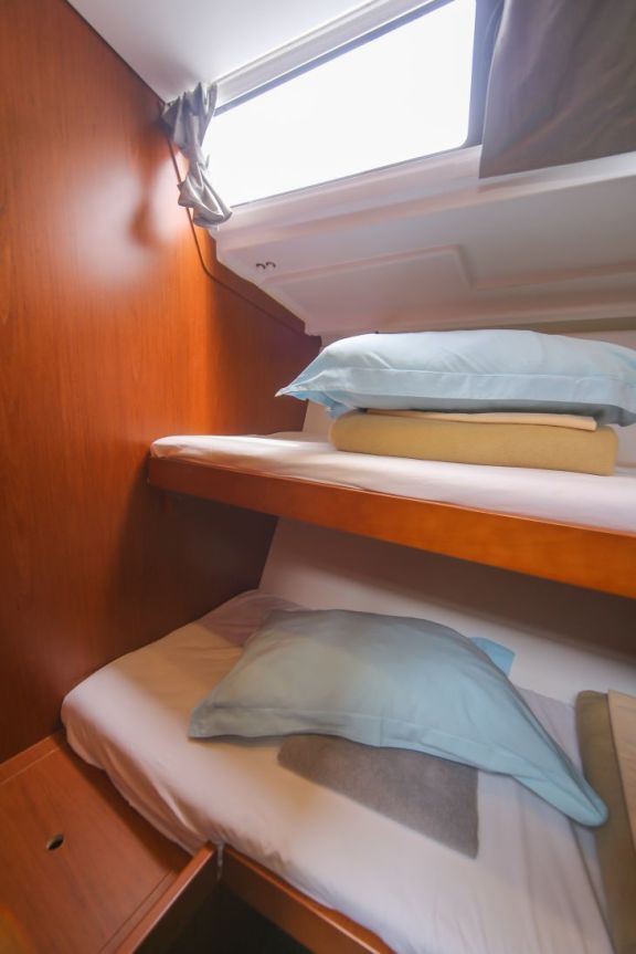 Image of ALDABRA yacht #15