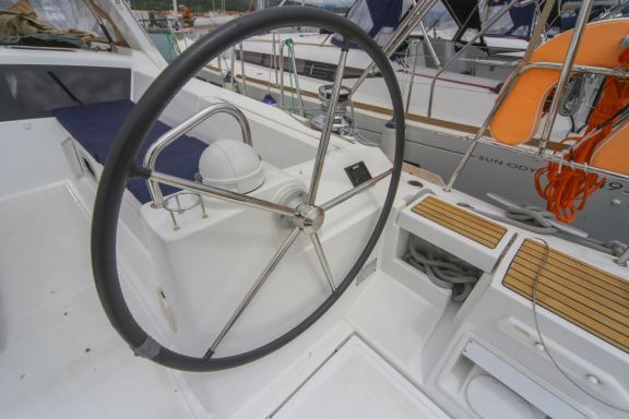 Image of ALDABRA yacht #18