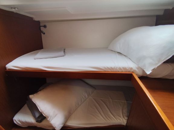 Image of DESROCHES yacht #10