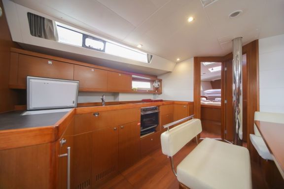 Image of STRAUSS yacht #9