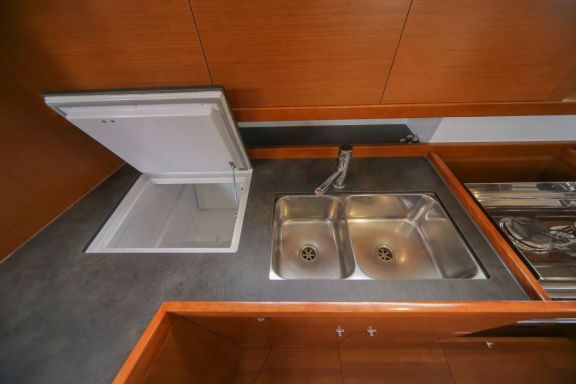 Image of STRAUSS yacht #10