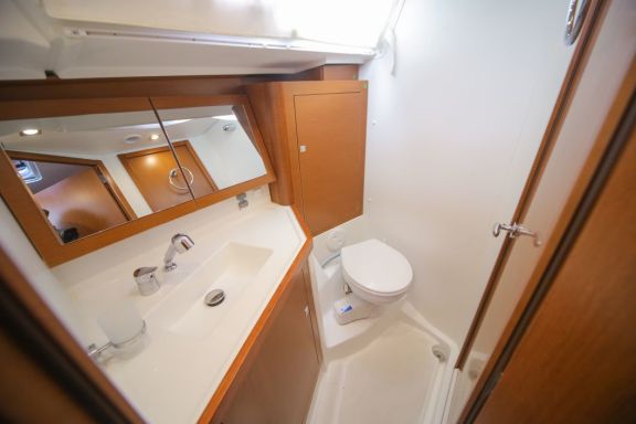 Image of STRAUSS yacht #18