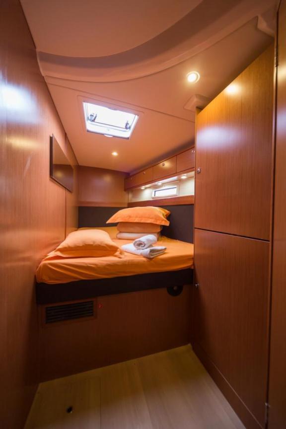 Image of LA VESTALE yacht #19