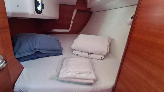 Image of VALENCIA yacht #12