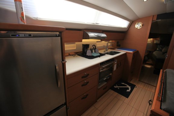 Image of Silvergirl yacht #7