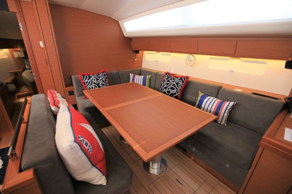 Image of Silvergirl yacht #6