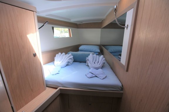 Image of J Dog yacht #14