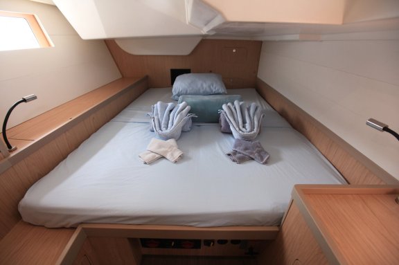 Image of J Dog yacht #15