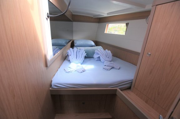 Image of J Dog yacht #13