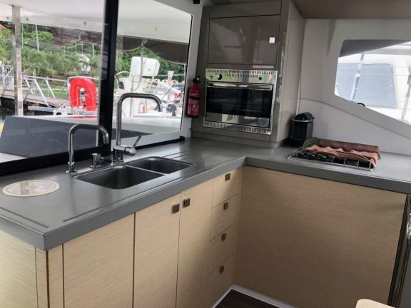 Image of FLAMBOYANT yacht #6