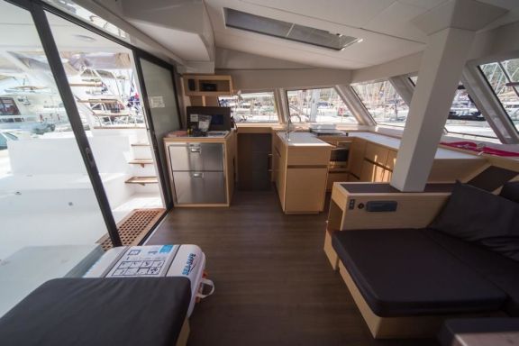 Image of ARACARI yacht #12