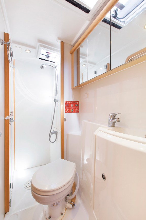 Image of TRAVIATA 1 yacht #12