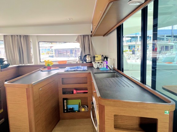 Image of Kobukson yacht #5