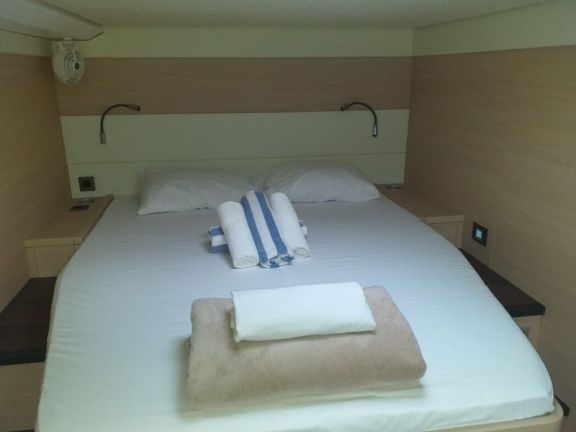 Image of DREAM GUADELOUPE II yacht #12