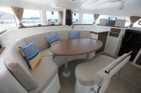 Image of Saint Blue yacht #11