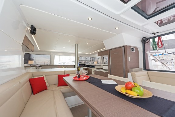 Image of Golden Waters yacht #10