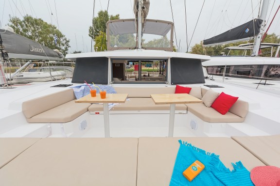 Image of Golden Waters yacht #11