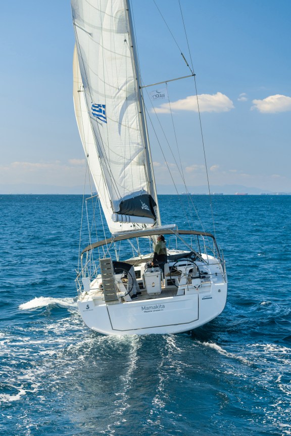Image of Mamakita yacht #12