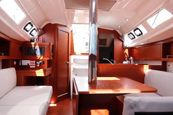 Image of Chilli yacht #11