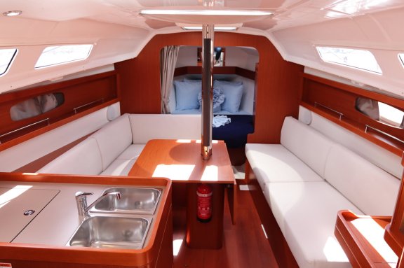 Image of Chilli yacht #10