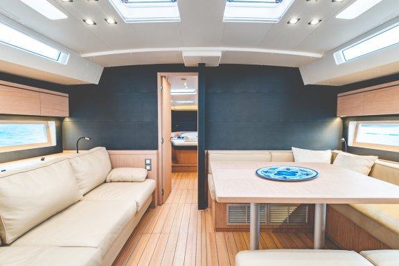 Image of Axis Mundi yacht #8