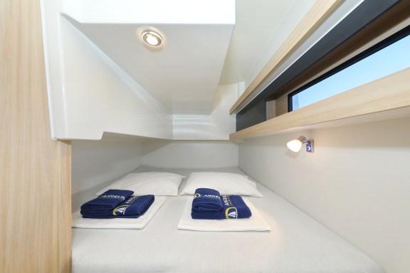 Image of Backup yacht #28