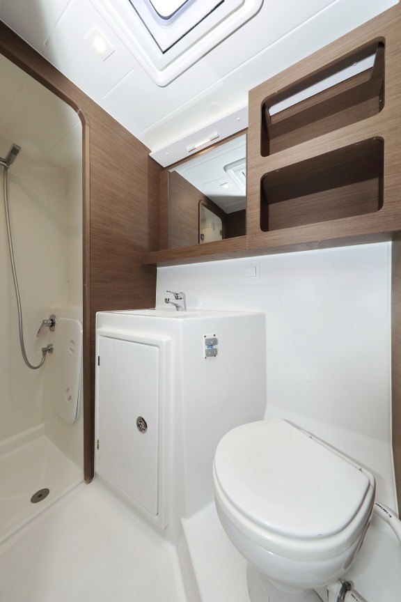 Image of Air Wave yacht #37