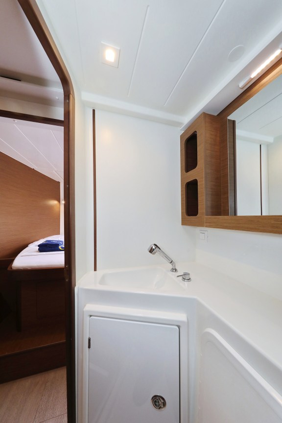 Image of Air Wave yacht #42