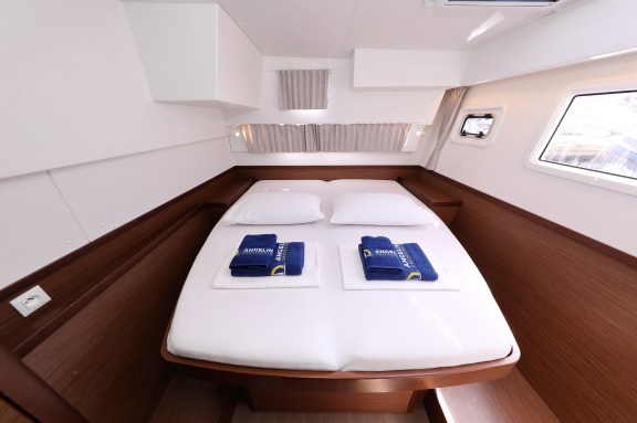 Image of Sophie yacht #25