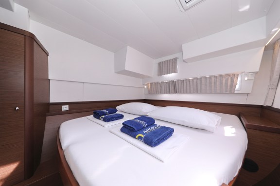 Image of Sophie yacht #26