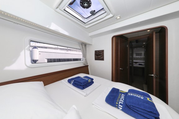 Image of Sophie yacht #31