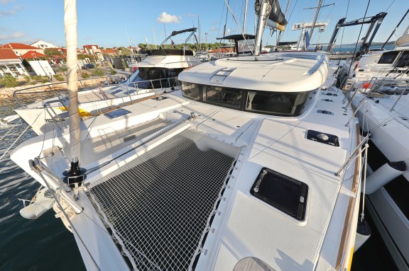 Image of Mars yacht #12