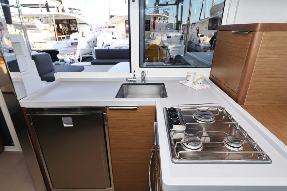 Image of Mars yacht #21