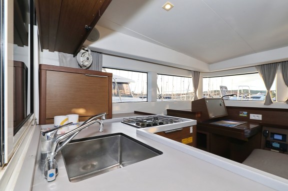 Image of Mars yacht #22