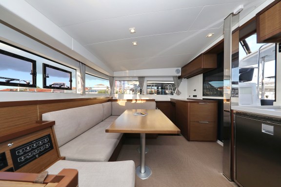 Image of Mars yacht #13