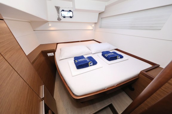 Image of Mars yacht #26