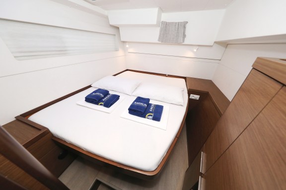 Image of Mars yacht #29