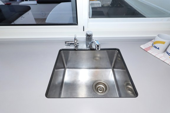 Image of Mars yacht #41