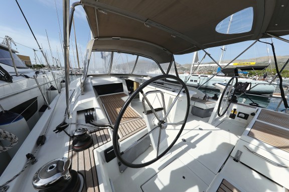 Image of Air 2 yacht #5